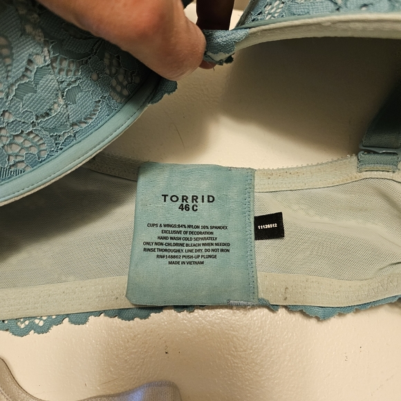 Torrid 2 bra bundle 2 bras. 46C one NWT. - Picture 2 of 5